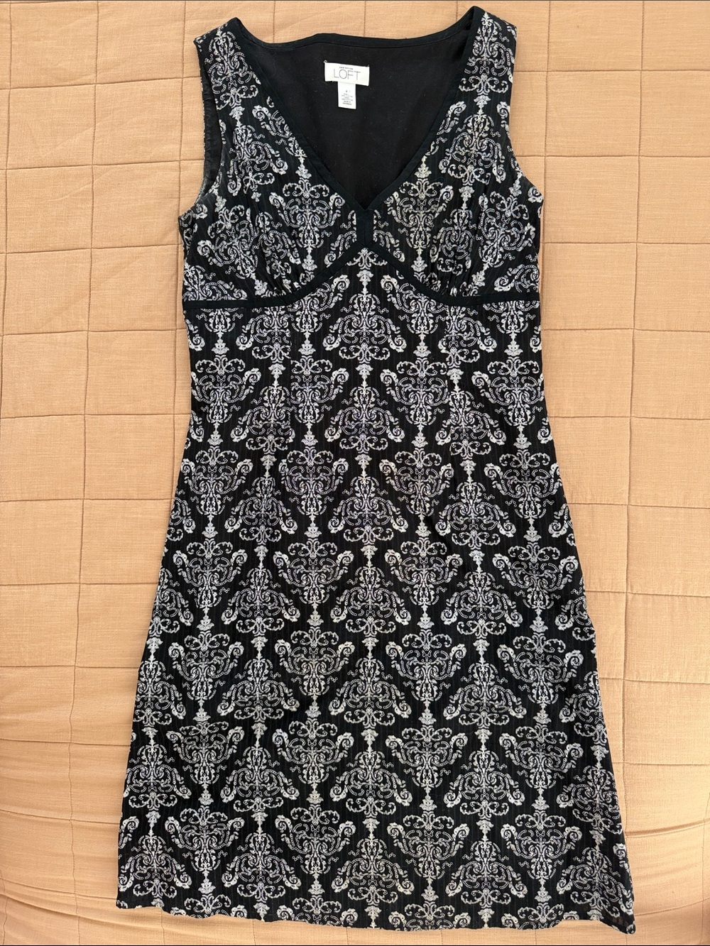 Ann Taylor Black and White Patterned Sleeveless Dress